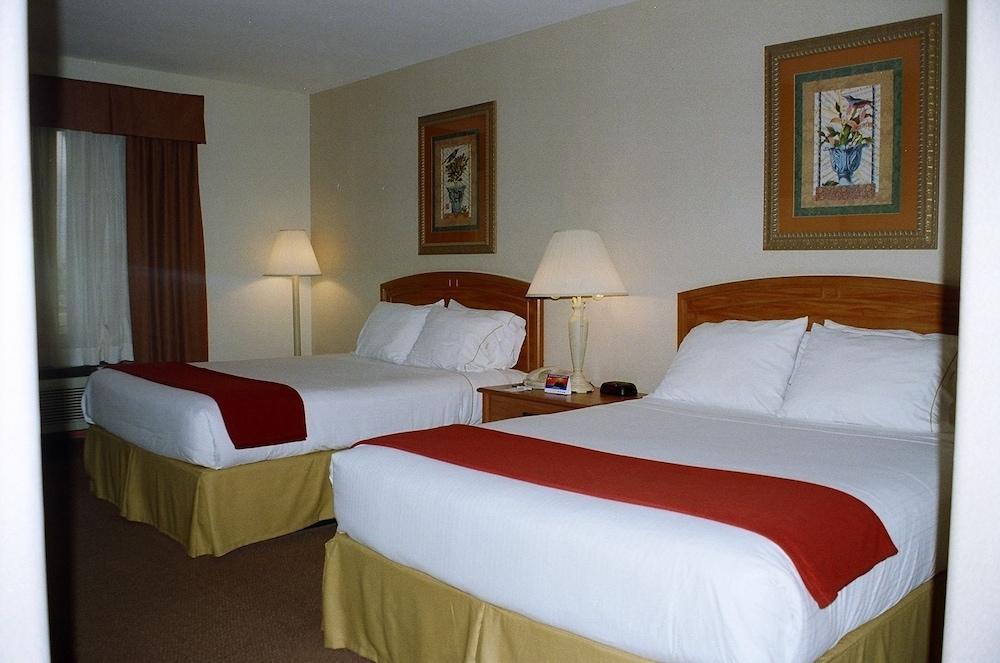 Holiday Inn Express Hotel And Suites Brownsville By Ihg Extérieur photo