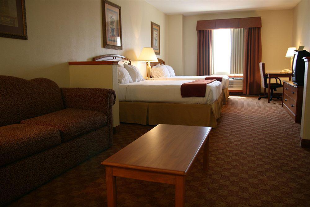 Holiday Inn Express Hotel And Suites Brownsville By Ihg Chambre photo