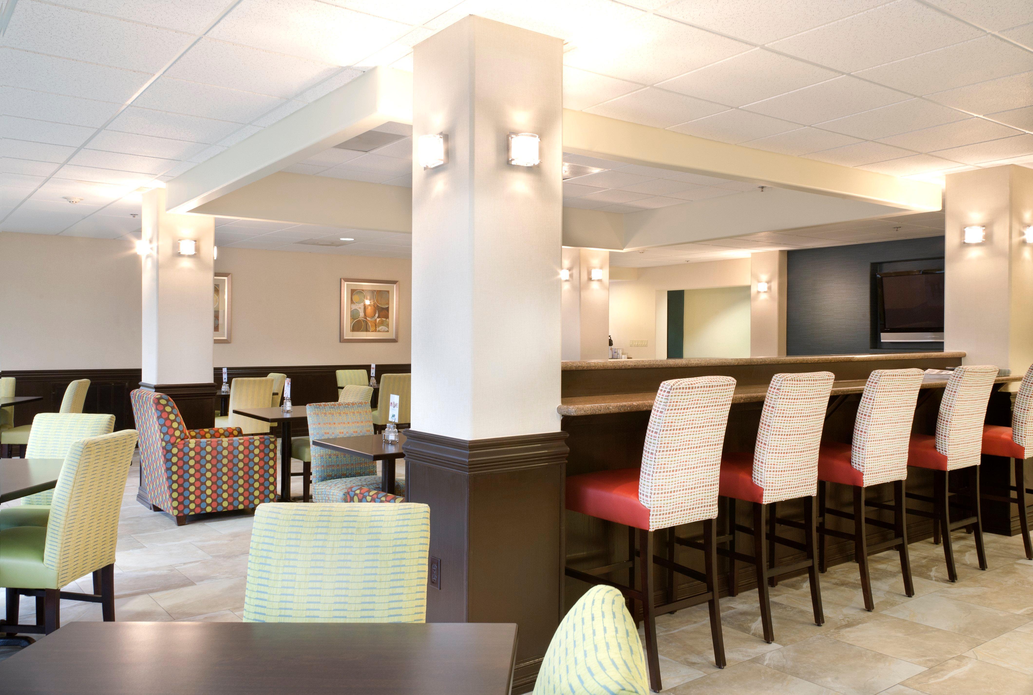 Holiday Inn Express Hotel And Suites Brownsville By Ihg Extérieur photo