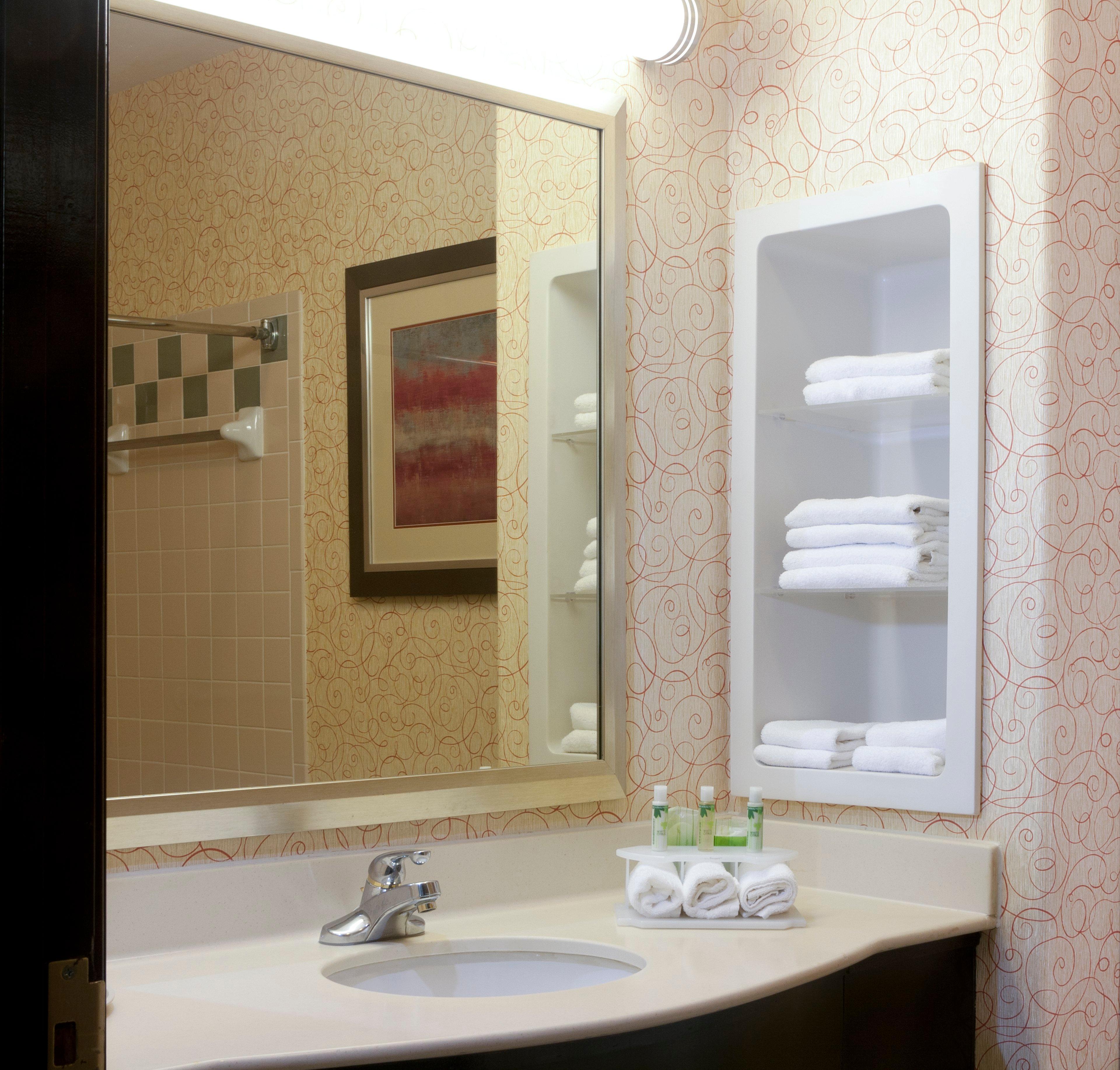 Holiday Inn Express Hotel And Suites Brownsville By Ihg Extérieur photo