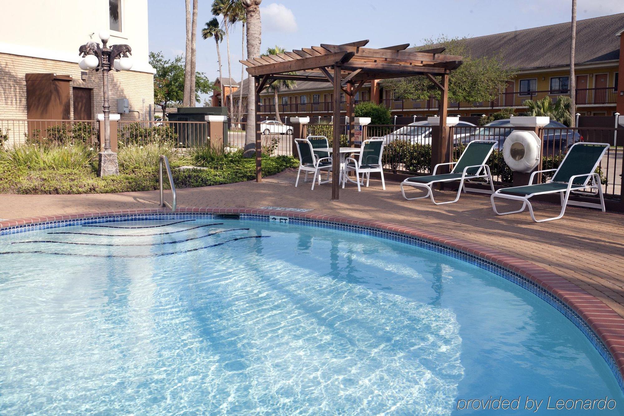 Holiday Inn Express Hotel And Suites Brownsville By Ihg Extérieur photo