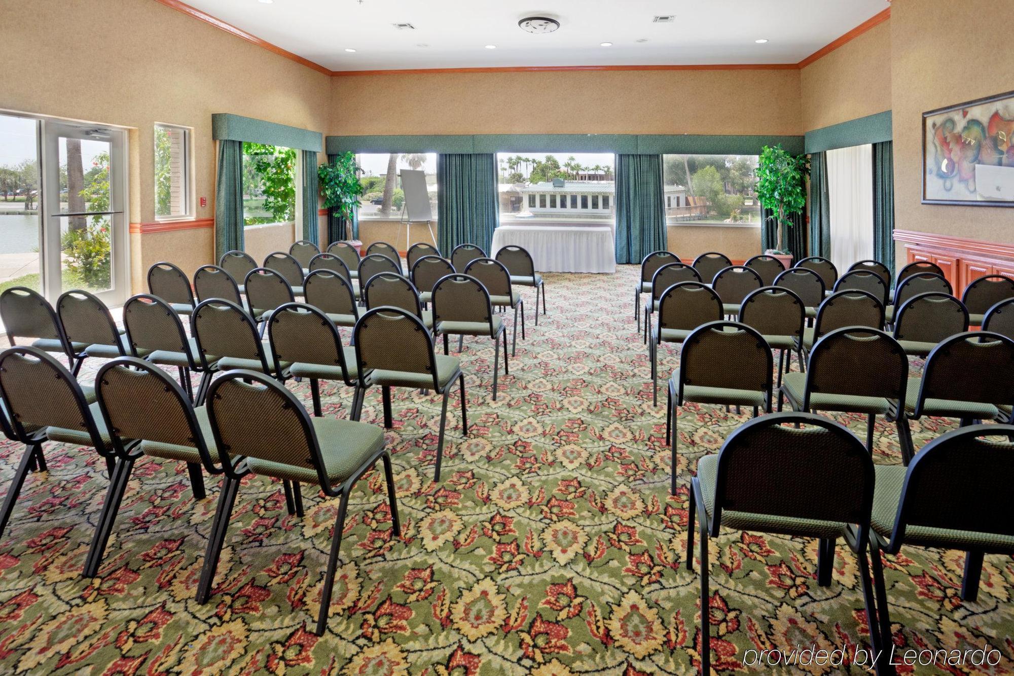 Holiday Inn Express Hotel And Suites Brownsville By Ihg Extérieur photo