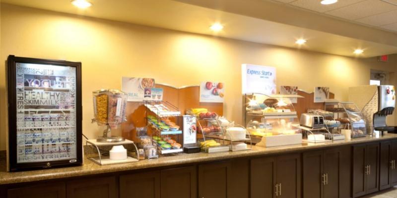 Holiday Inn Express Hotel And Suites Brownsville By Ihg Extérieur photo