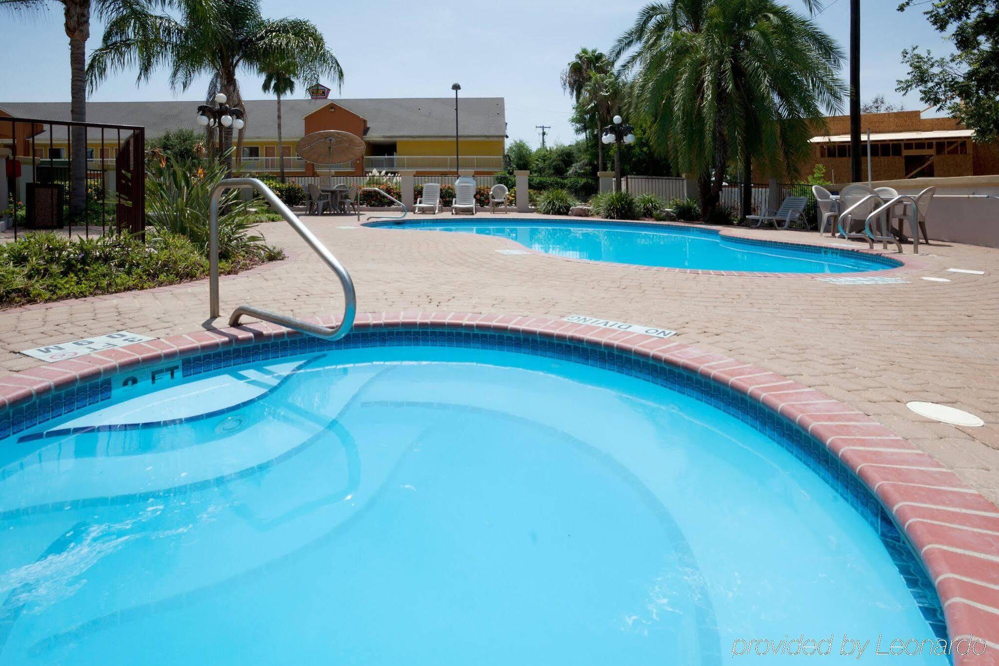Holiday Inn Express Hotel And Suites Brownsville By Ihg Extérieur photo